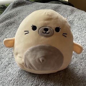 Lucille the Seal Squishmallow